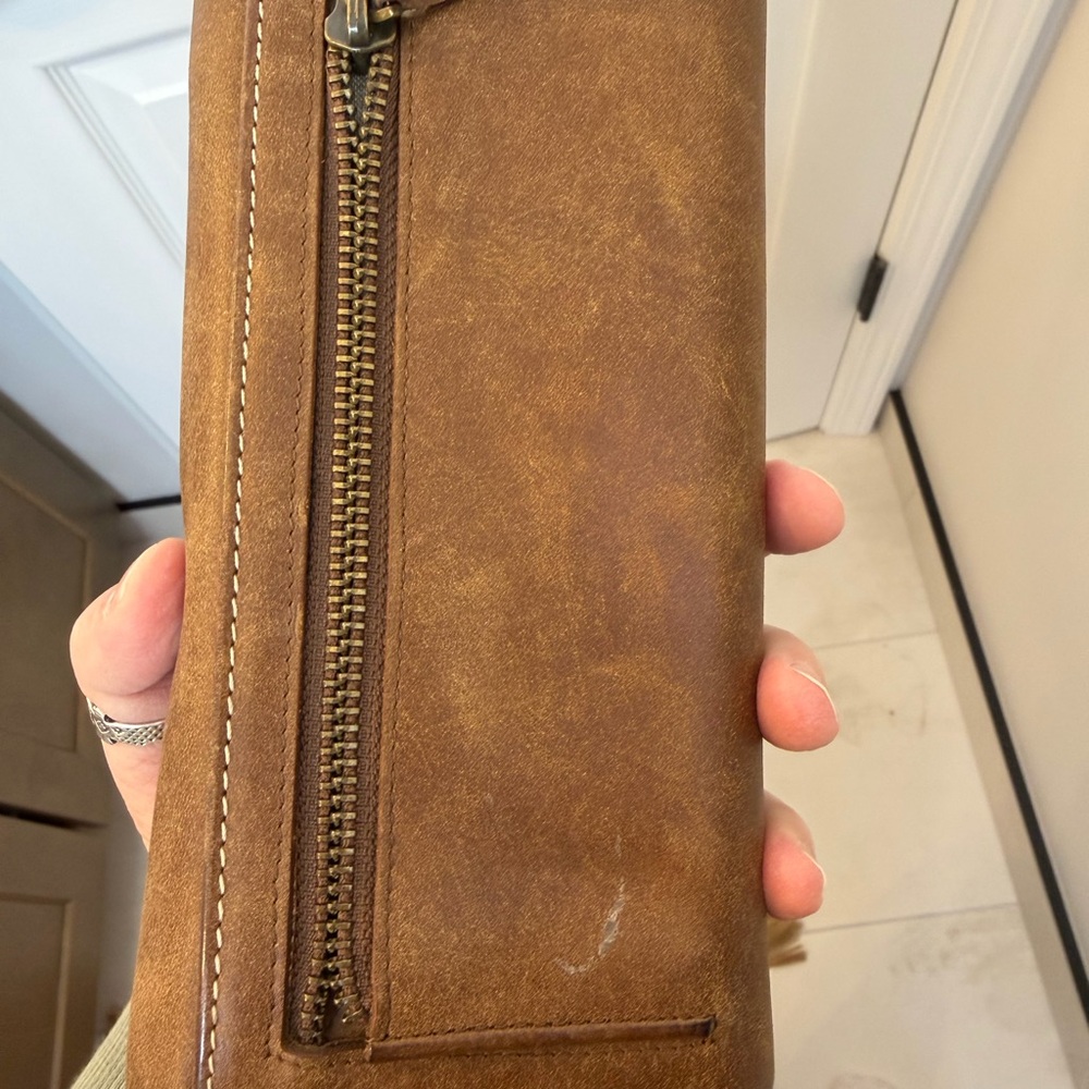 Roots Embossed Leather Wallet in Warm Chestnut - Picture 8 of 10